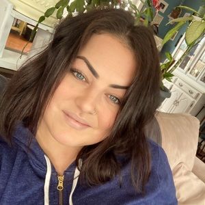 Meet your Posher, Kellie